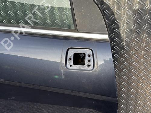 Used Right front door CHEVROLET CAPTIVA (C100, C140) 2.0 D 4WD (150 hp) 21897321