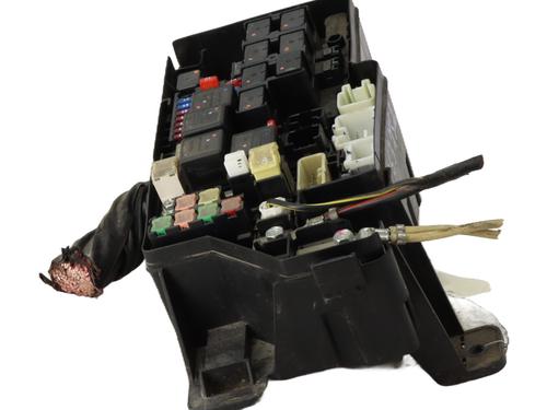 Fuse box ISUZU D-MAX II (TFR, TFS) 2.5 CRDi 4x4 (TFS86J) | BP30531660E1