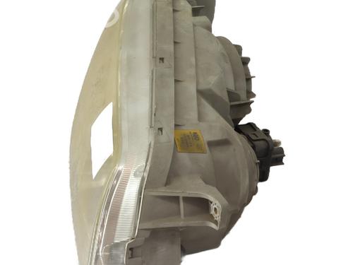 right-headlight-hyundai-h-1-starex-bus-a1-25-crdi-1997-21367775 main image