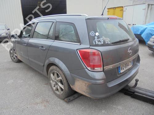 Right taillight OPEL ASTRA H Estate (A04) 1.9 CDTI 16V (L35) | BP21321114C35 