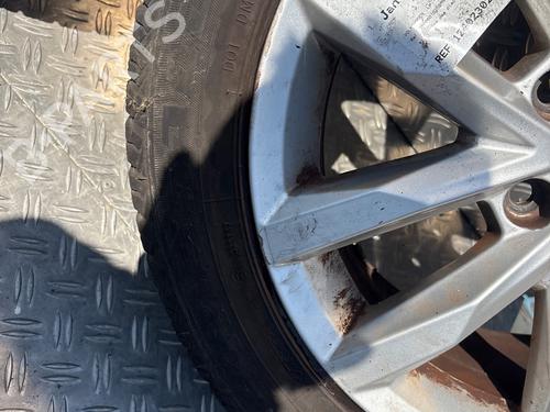 flk-vw-passat-b8-3g2-cb2-2014-33827219 main image