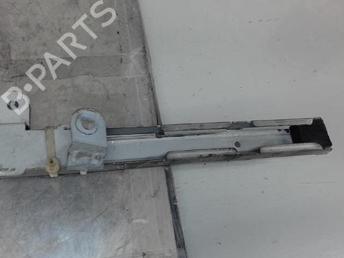 Used Right rear window motor MERCEDES-BENZ CLK (C209) CLK 240 (209.361) (170 hp) 21315776
