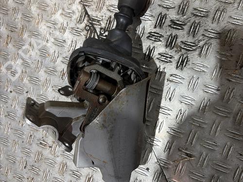 Gear lever RENAULT TRAFIC II Van (FL) 2.0 dCi 90 (FL0H, FL00, FL01, FL0M, FL0P, FL0S) | BP38563197M90 - Image 2