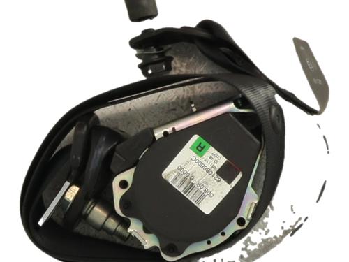 front-right-seatbelt-dacia-sandero-ii-2012-39416030 main image