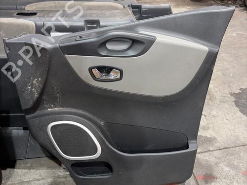 Used Front right panel Front right panel RENAULT TRAFIC III Van (FG_) 1.6 dCi 95 (FGMJ, FGMR) (95 hp) 37673340 37673340