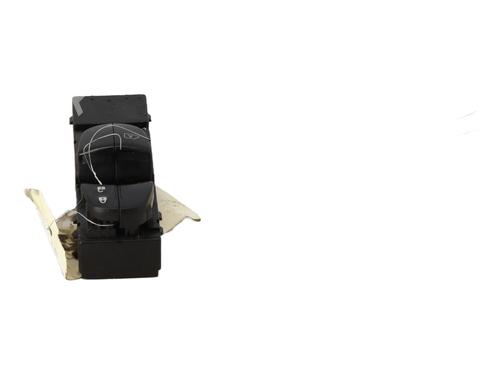 Used Left front window switch Left front window switch NISSAN MICRA V (K14) 1.0 (71 hp) 32268311 32268311