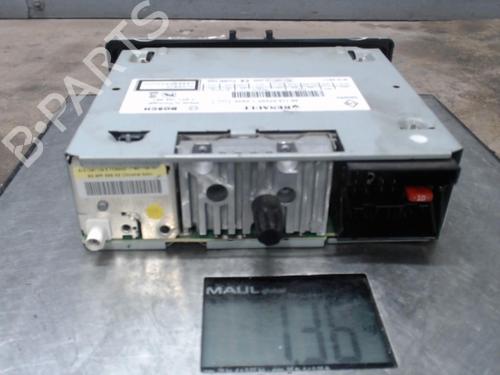 Radio RENAULT MEGANE III Grandtour (KZ0/1) 1.5 dCi (KZ09, KZ0D, KZ1G, KZ29, KZ14, KZ1W, KZ10, KZ1F,... (110 hp) 21296378
