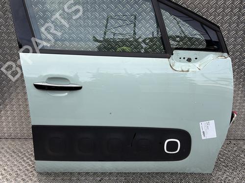 Used Right front door CITROËN C3 III (SX) 1.2 THP 110 (SXHNPS, SXHNZT, SXHNZ6) (110 hp) 29709593