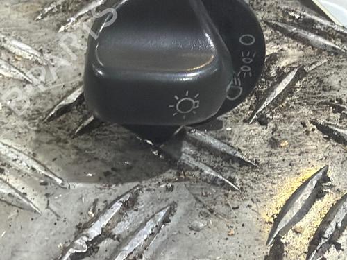 Used Headlight switch Headlight switch NISSAN TRADE Platform/Chassis 3.0 TDiC (106 hp) 39911524 39911524