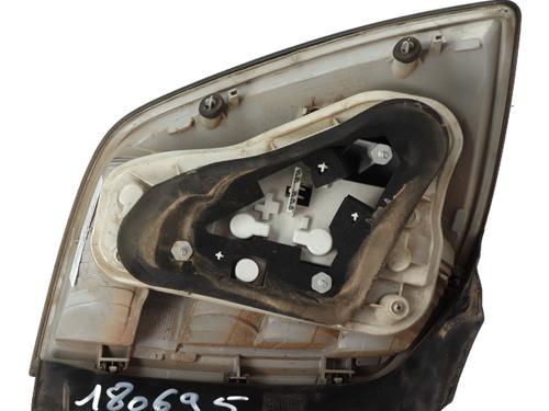 Right taillight OPEL ASTRA H Estate (A04) 1.9 CDTI 16V (L35) | BP21321114C35 
