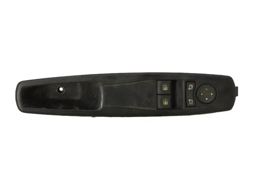 Venstre fortil elrude kontakt RENAULT MEGANE III Hatchback (BZ0/1_, B3_) 1.5 dCi (BZ0C) (90 hp) 32136023