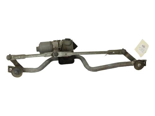 Used Front wiper motor Front wiper motor RENAULT CLIO II (BB_, CB_) 1.2 (BB0A, BB0F, BB10, BB1K, BB28, BB2D, BB2H, CB0A,... (58 hp) 33164570 33164570