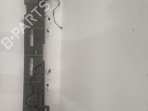 rear-bumper-reinforcement-peugeot-607-9d-9u-2000-36287176 main image