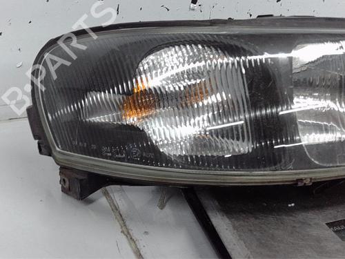 Used Right headlight Right headlight VOLVO S60 I (384) D5 (163 hp) 21312273 21312273