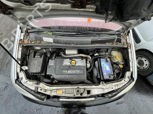Right taillight OPEL ZAFIRA A MPV (T98) 2.0 DTI 16V (F75) | BP28546316C35