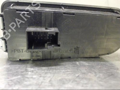 Used Switch ALFA ROMEO MITO (955_) 1.3 MultiJet (955AXP1A, 955AYC1A) (95 hp) 21365490