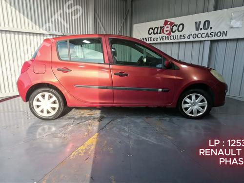 Seat buckle RENAULT CLIO III (BR0/1, CR0/1) 1.5 dCi (BR17, CR17) | BP29521031I32 