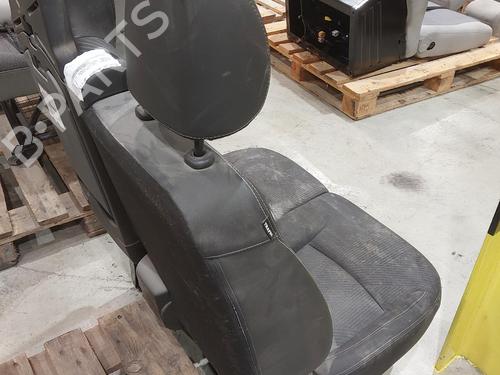 Right front seat RENAULT TRAFIC III Van (FG_) 1.6 dCi 115 (FGMD) | BP37511136C16 - Image 3