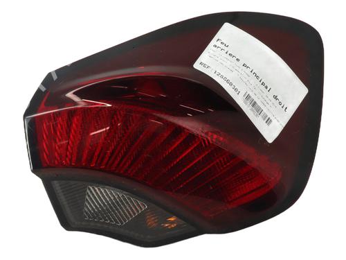 right-taillight-fiat-tipo-hatchback-356_-357_-2016-36938907 main image