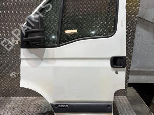 Used Left front door Left front door 37188188 37188188
