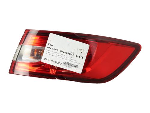 right-taillight-renault-clio-iv-bh_-2012-2013-2014-2015-2016-2017-2018-2019-2020-2021-30486874 main image