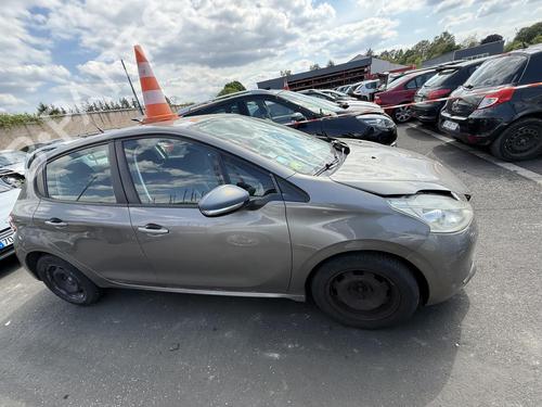 Left front window motor PEUGEOT 208 I (CA_, CC_) 1.4 HDi | BP26211373E21 