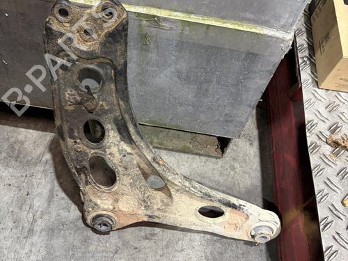 Used Right front suspension arm Right front suspension arm 38055857 38055857