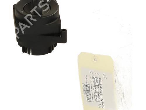 Headlight switch VW CRAFTER 30-50 Van (2E_) 2.5 TDI | BP21595645I24 - Image 3