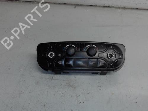 Used Climate control MERCEDES-BENZ C-CLASS (W203) C 220 CDI (203.006, 203.008) (143 hp) 21302782