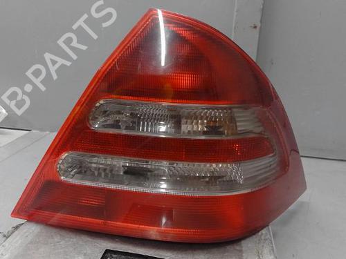 Used Right taillight MERCEDES-BENZ C-CLASS (W203) C 200 CDI (203.007) (122 hp) 22297337
