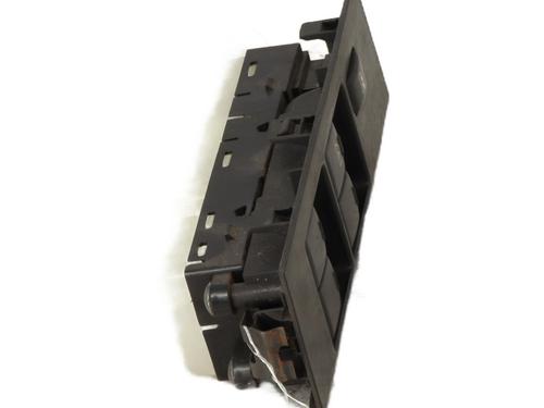 Left front window switch NISSAN NAVARA NP300 (D40) 3.0 dCi 4WD | BP31849503I27