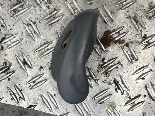 Used Front left exterior door handle Front left exterior door handle PEUGEOT BOXER Van (244) 2.8 HDi (146 hp) 39965344 39965344