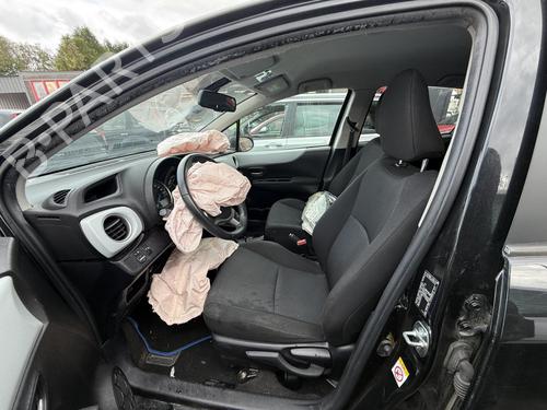 Steering column TOYOTA YARIS (_P13_) 1.5 Hybrid (NHP130_, NHP130) | BP21875008M21 