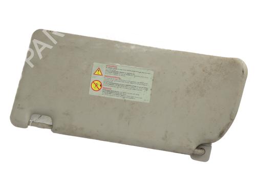 Used Right sun visor Right sun visor 21318942 21318942