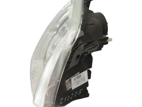 Used Right headlight Right headlight OPEL MERIVA A MPV (X03) 1.6 16V (E75) (100 hp) 21315057 21315057