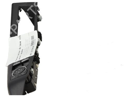 Used Left front window switch Left front window switch FORD FIESTA VII (HJ, HF) 1.0 EcoBoost (101 hp) 32472107 32472107