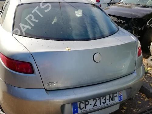 Rear parcel shelf ALFA ROMEO GT (937_) 1.9 JTD (937CXN1B) | BP21313404C85 