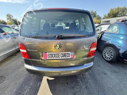 Right mirror VW TOURAN (1T1, 1T2) 2.0 TDI 16V | BP21300610C27 