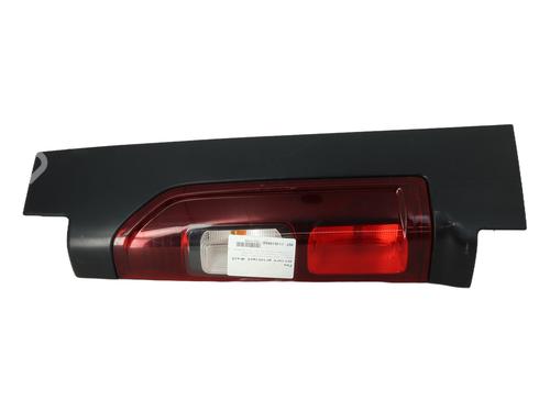 Used Right taillight RENAULT TRAFIC III Van (FG_) 2.0 dCi 145 (FGML) (145 hp) 29541234