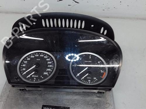 Used Instrument cluster BMW 5 (E60) 530 d (218 hp) 21298454
