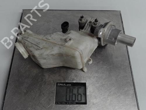 Used Brake master cylinder Brake master cylinder 21370141 21370141