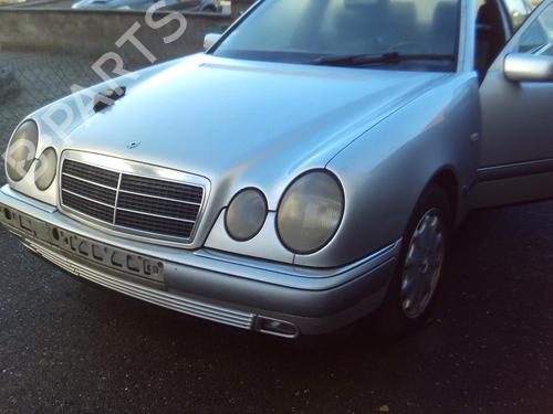 Right taillight MERCEDES-BENZ E-CLASS (W210) E 300 Turbo-D (210.025) | BP28577210C35 