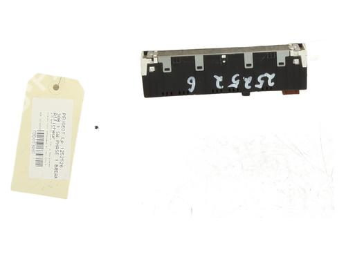 Used Display monitor Display monitor PEUGEOT 308 SW I (4E_, 4H_) 1.6 HDi (109 hp) 26938593 26938593