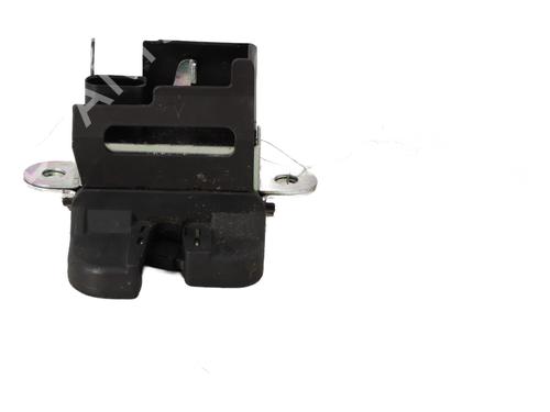 Tailgate lock VW GOLF V (1K1) 1.4 TSI | BP29878318C101