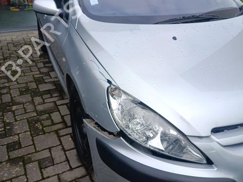 Left taillight PEUGEOT 307 (3A/C) 2.0 16V | BP30970073C34