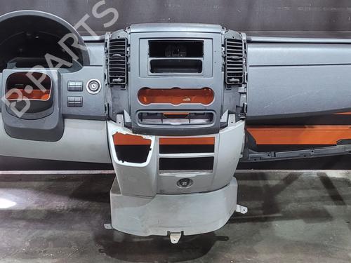 Used Dashboard Dashboard MERCEDES-BENZ B-CLASS Sports Tourer (W245) B 180 CDI (245.207) (109 hp) 33453129 33453129