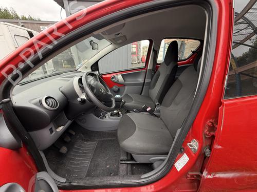 Højre baglygte TOYOTA AYGO (_B1_) 1.0 (KGB10_, KGB10R) | BP21593348C35 