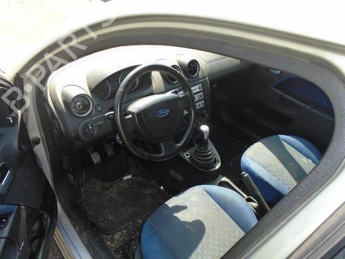 Left headlight FORD FIESTA V (JH_, JD_) 1.4 TDCi | BP21301769C28 