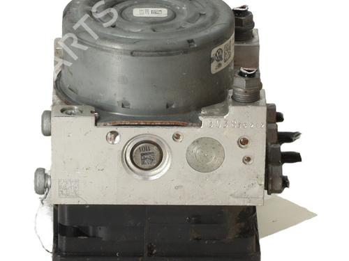 Used ABS pump ABS pump VW GOLF VII (5G1, BQ1, BE1, BE2) 2.0 TDI (150 hp) 29880975 29880975