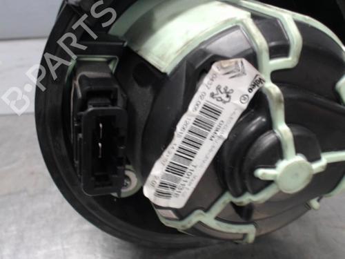 Used Heater blower motor PEUGEOT 308 I (4A_, 4C_) 1.6 HDi (112 hp) 21294331
